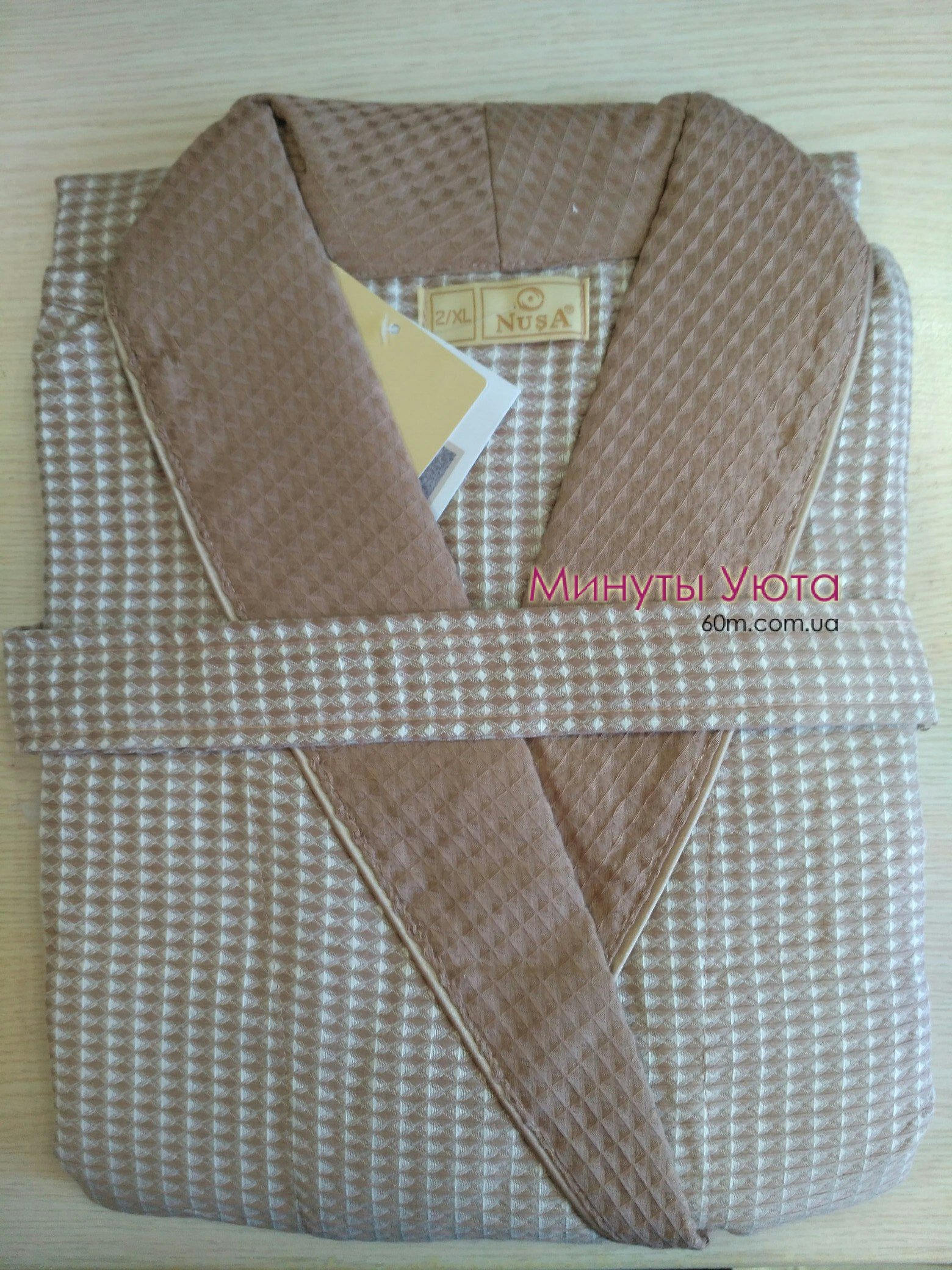 Вафельный мужской халат из приятной ткани 