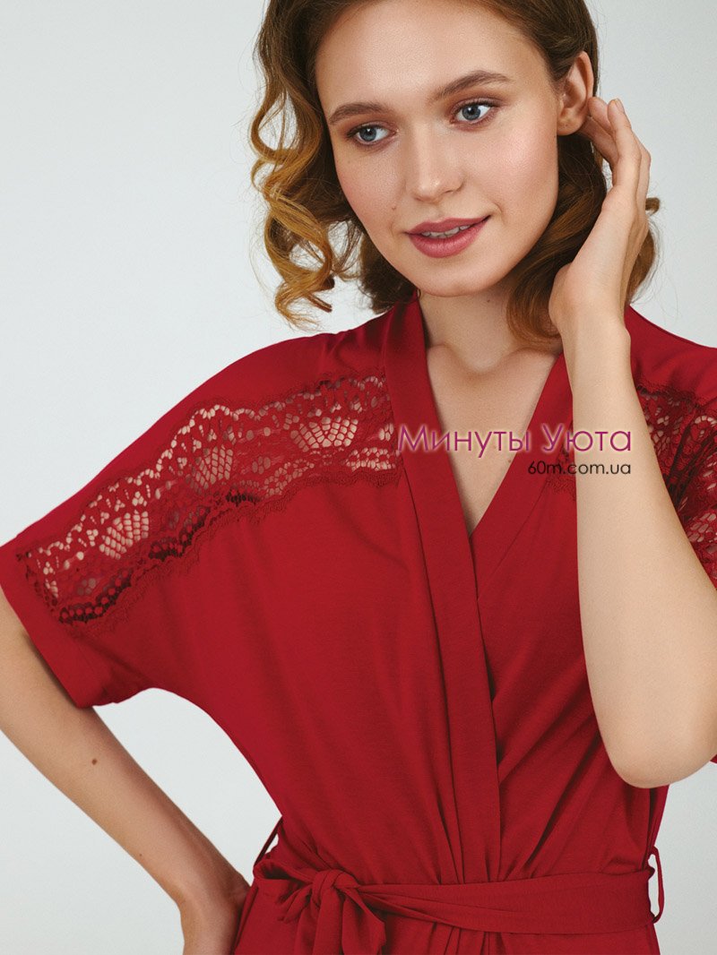 Женский трикотажный халат красного цвета с ажурными вставками Ellen