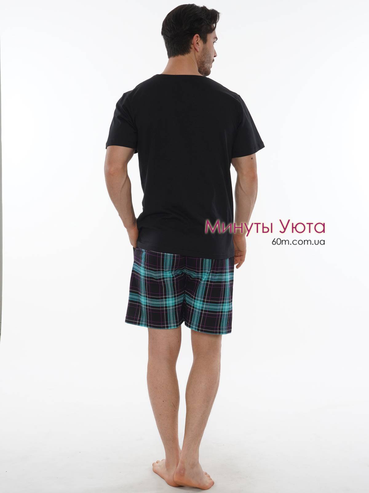 Летняя мужская пижама черного цвета с принтом на футболке и клетчатыми шортами Gazzaz