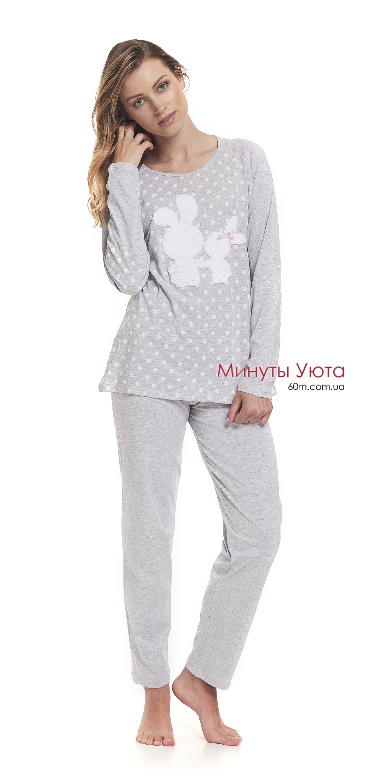 Женская пижама декорированная мягкими зайчиками Dobra Nochka