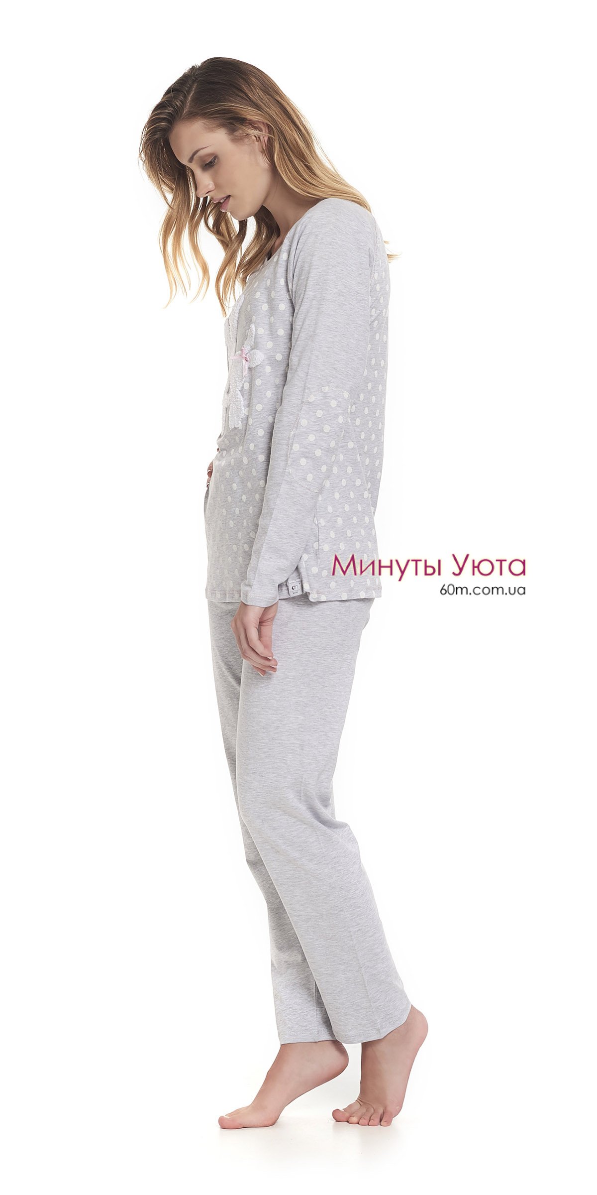 Женская пижама декорированная мягкими зайчиками Dobra Nochka