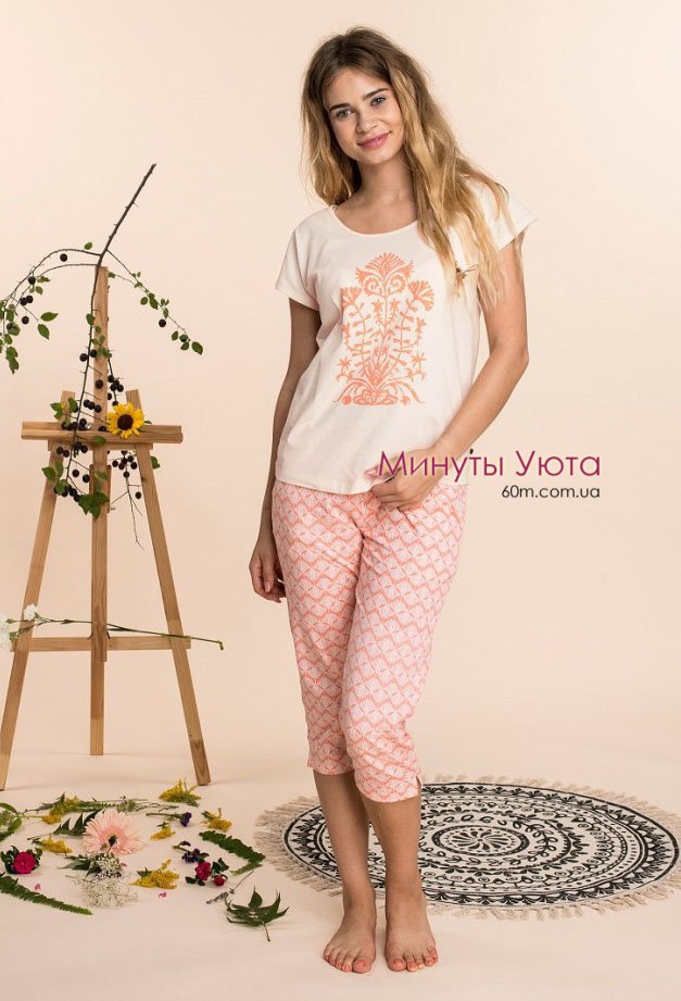 Женская пижама из мягкого хлопка нежно-абрикосового цвете  Key