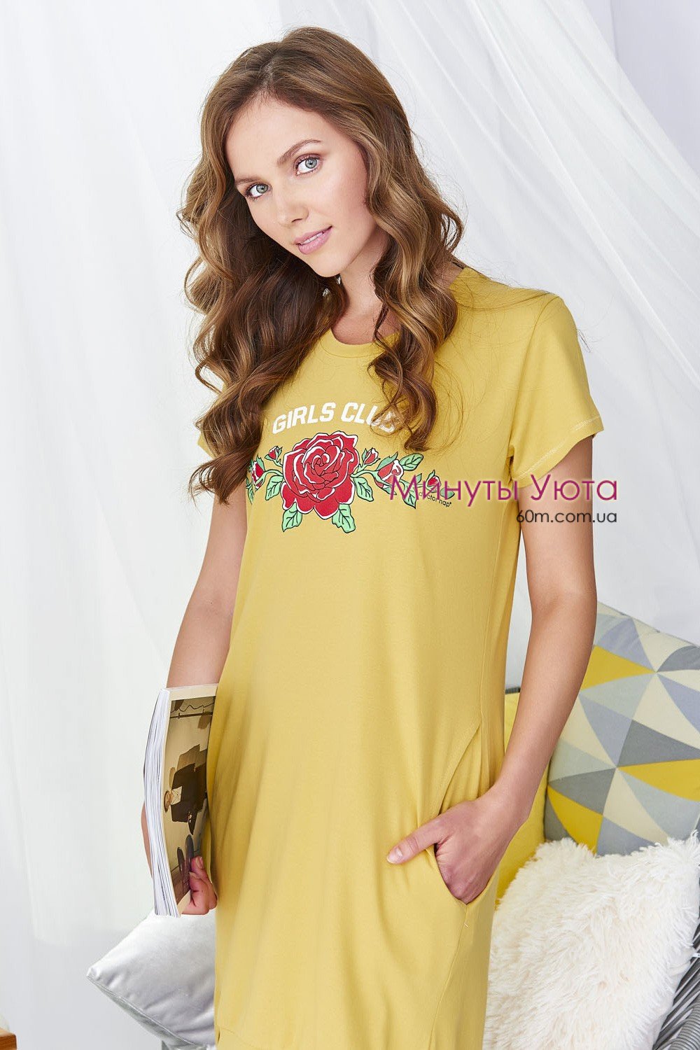 Женская сорочка с карманами в желтом цвете 
